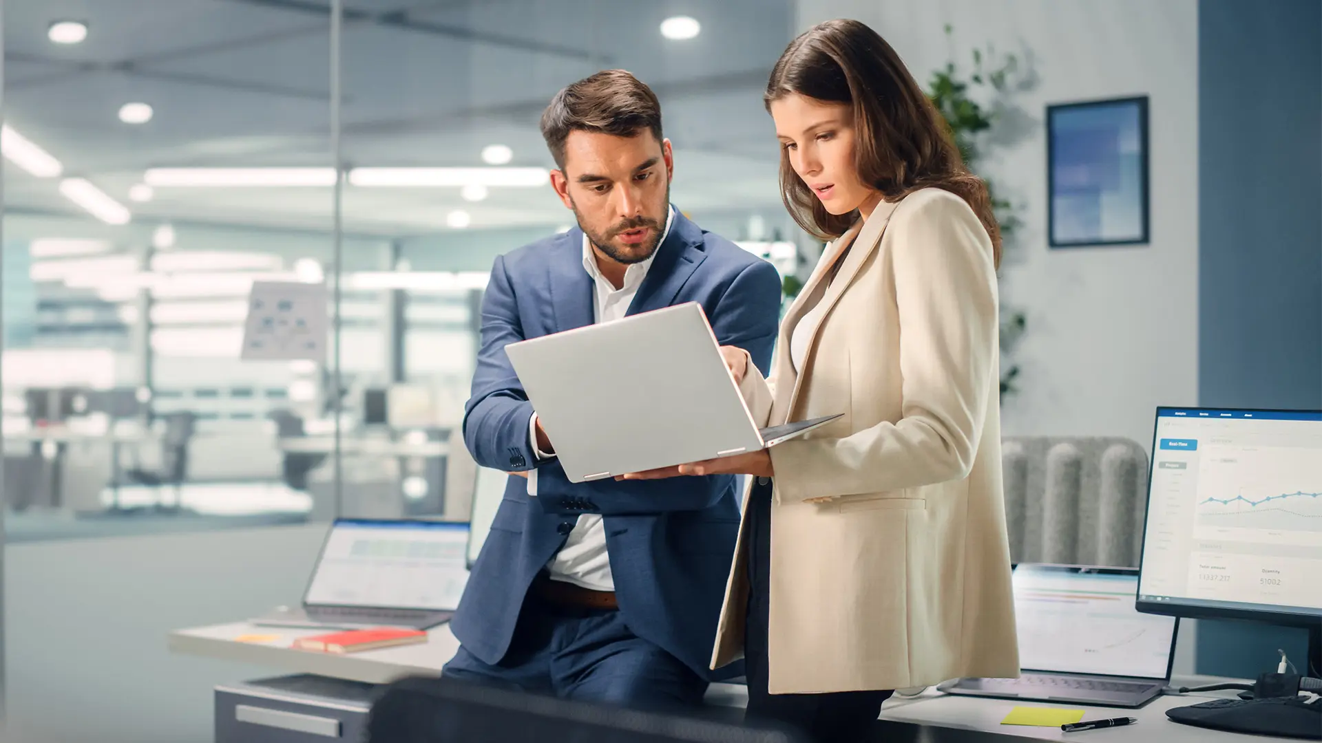 Assistant administratif salaire 2025